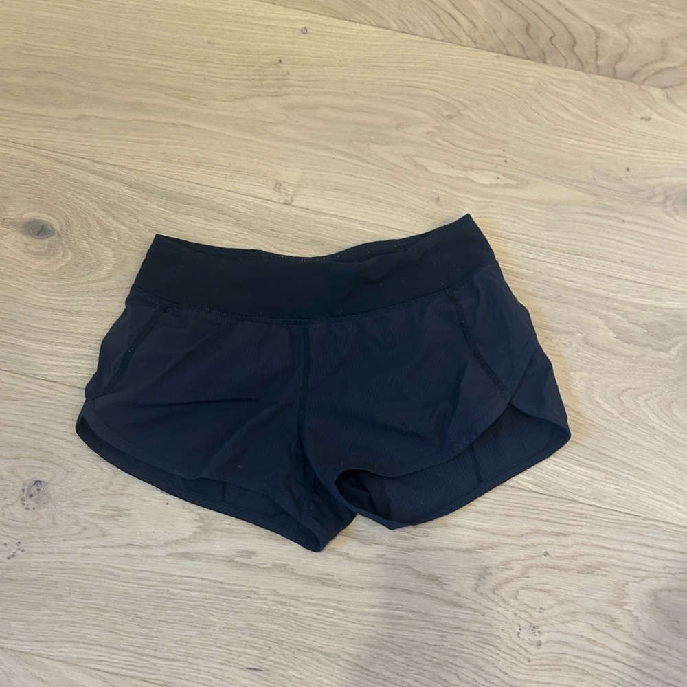 IVIVVA/Lululemon  - everyday shorts - speed ups - kids 12